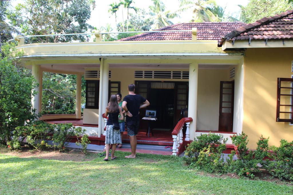 Abberny Villa Midigama East Exterior photo